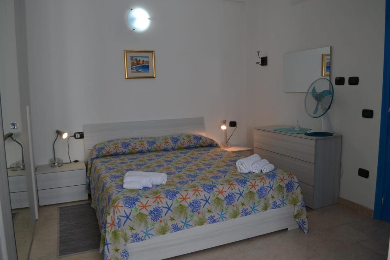 Casa Vacanze Il Faro Murta Maria Exterior foto